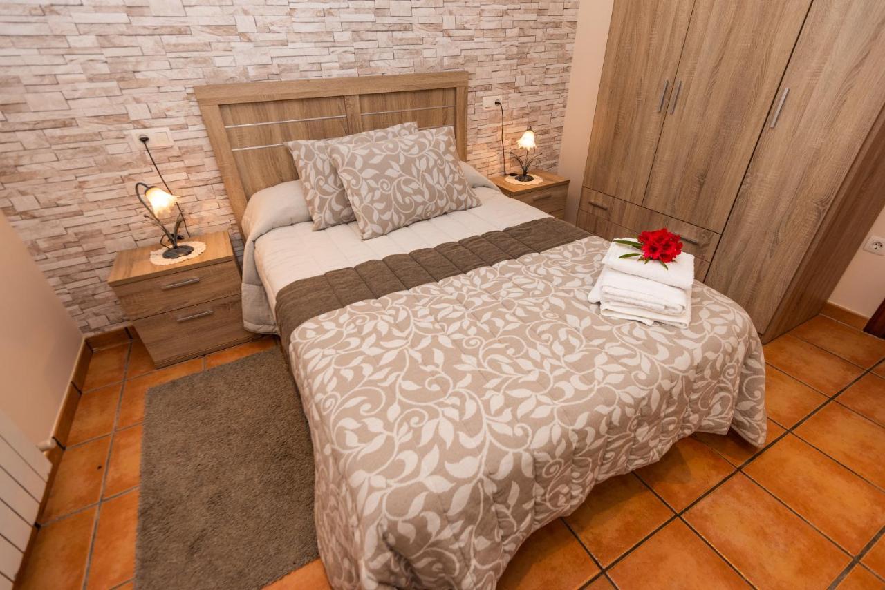 Apartamentos Rurales "La Torre" Y "El Pielago" Gamones Екстер'єр фото
