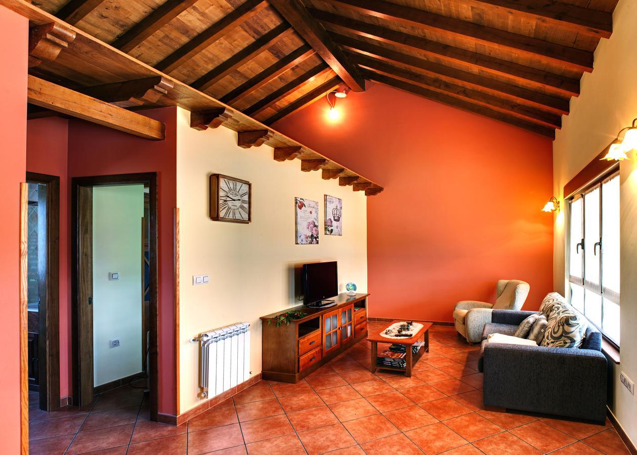 Apartamentos Rurales "La Torre" Y "El Pielago" Gamones Екстер'єр фото