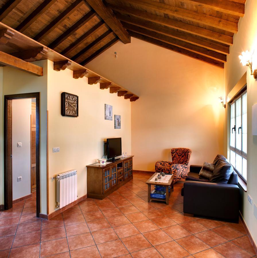 Apartamentos Rurales "La Torre" Y "El Pielago" Gamones Екстер'єр фото