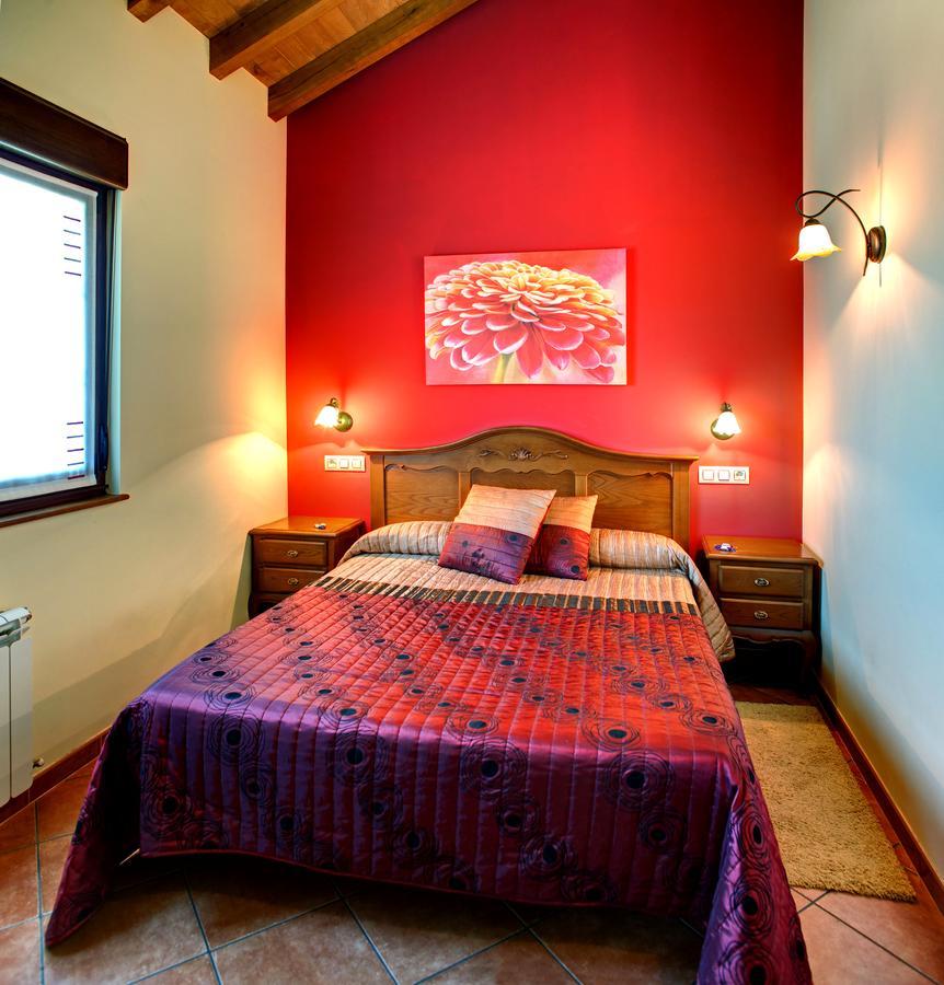 Apartamentos Rurales "La Torre" Y "El Pielago" Gamones Екстер'єр фото