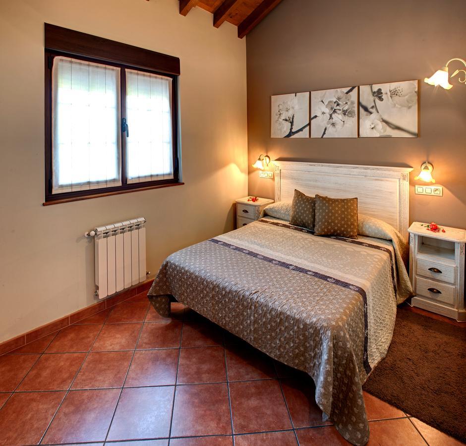 Apartamentos Rurales "La Torre" Y "El Pielago" Gamones Екстер'єр фото